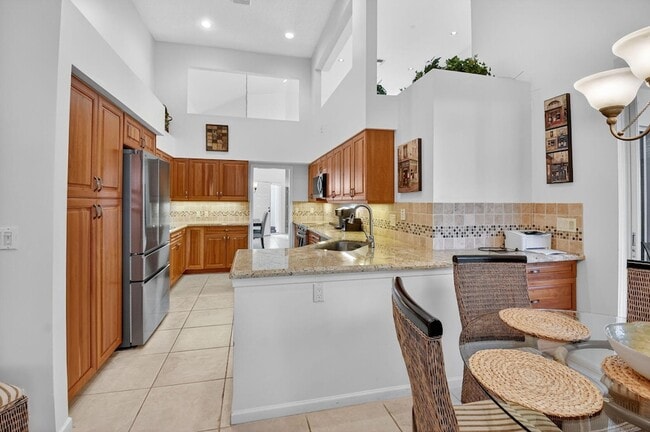 Building Photo - 6657 NW 25th Way