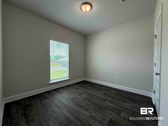 Building Photo - 19130 Treehill Ln