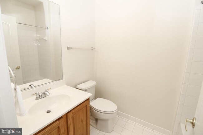 Building Photo - 12180 Abington Hall Pl