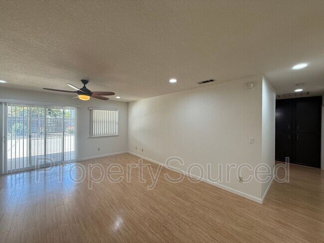 Building Photo - 1444 Snead Ct
