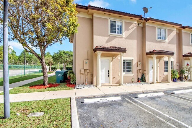 Building Photo - 16911 SW 137th Ct