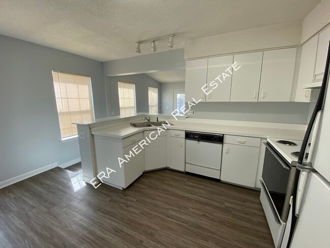 Building Photo - 169 Wright Cir