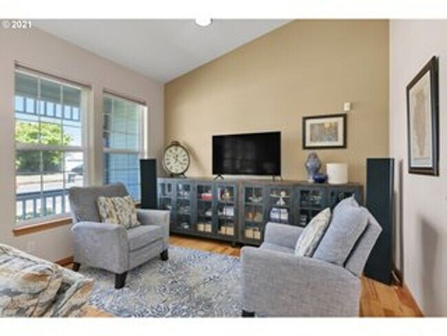 Building Photo - Single Level Home in Glencoe Oaks