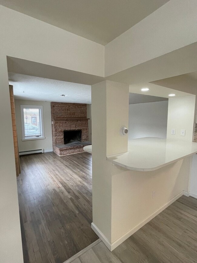 Building Photo - STUDENTS WELCOME! Spacious 3-Bedroom / 1-Bath Duplex w/ Fenced Backyard