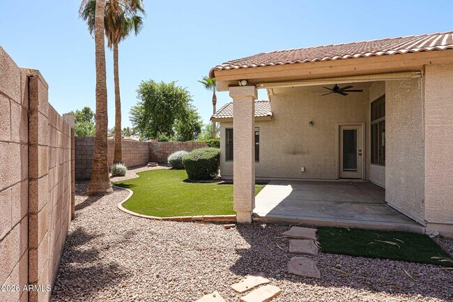Building Photo - 4047 E Jojoba Rd