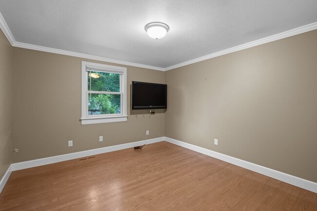 Building Photo - 2226 S Beeler Way