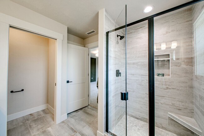 Building Photo - Sophisticated Luxury Townhome in the Heart...