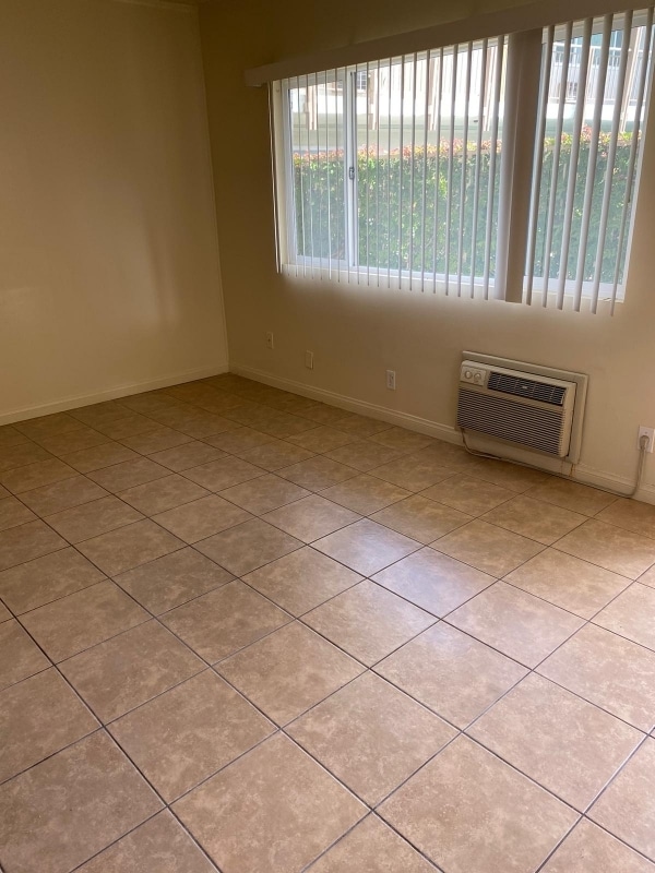 Building Photo - 9242 Telegraph Rd