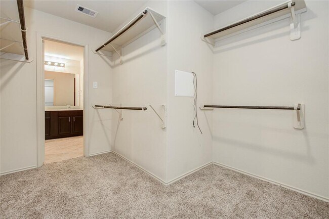 Building Photo - 9818 Jacy Creek Dr