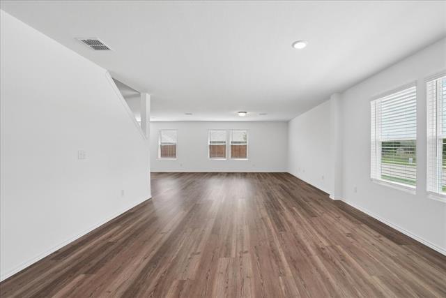 Building Photo - 16000 Isles Dr