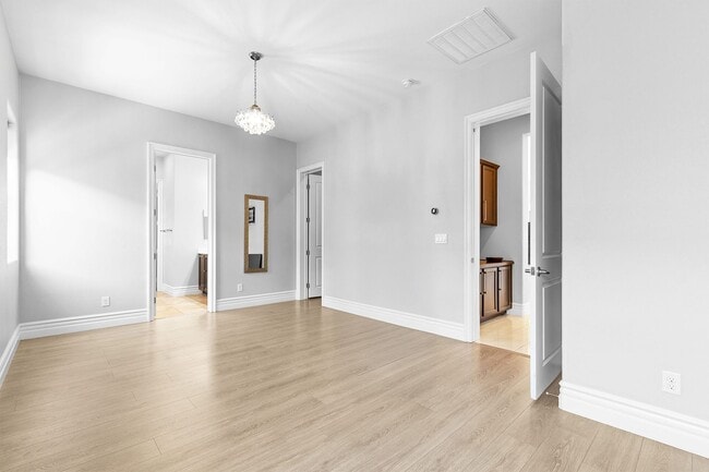 Building Photo - Canyon Falls Single-Story: Chef’s Kitchen, Office + Built-In BBQ Yard (3-Car)