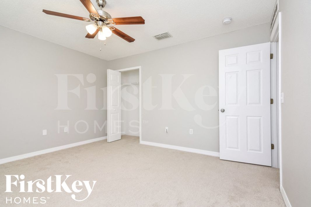 Building Photo - 2973 Whispering Trails Dr