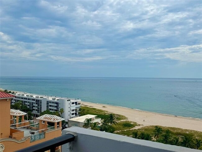 Building Photo - 405 N Ocean Blvd