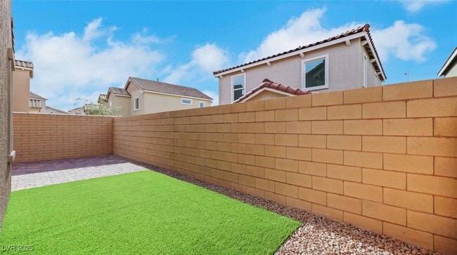 Building Photo - 404 Grand Toccata St