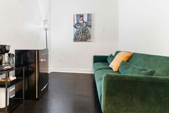 Building Photo - 508 Chartres St