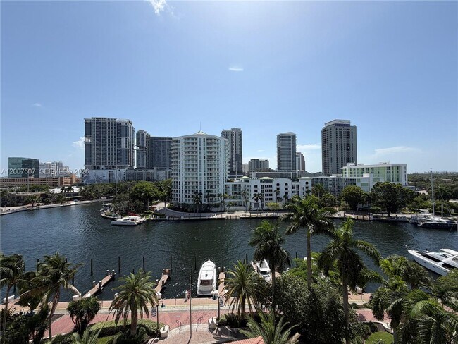 Building Photo - 600 W Las Olas Blvd