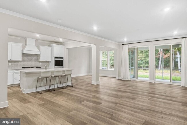 Building Photo - 32066 White Tail Dr