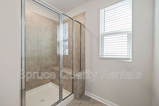 Building Photo - 1011 Red Wing Dr