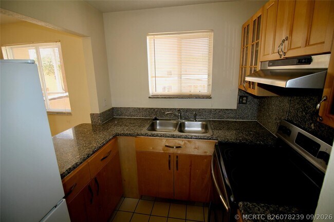 Building Photo - 6225 SW 131st Ct