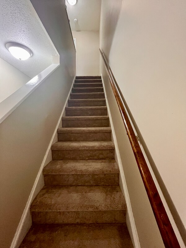 Building Photo - 214 Plantation Rd