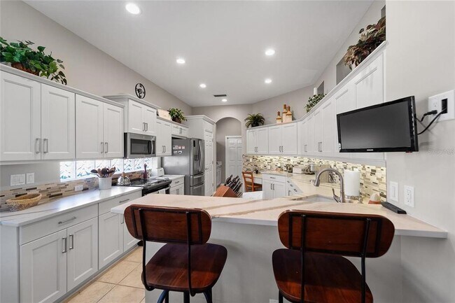 Building Photo - 5175 Cantabria Crest