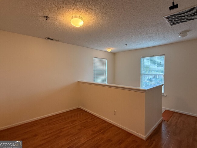 Building Photo - 342 Cottonwood Creek Cir