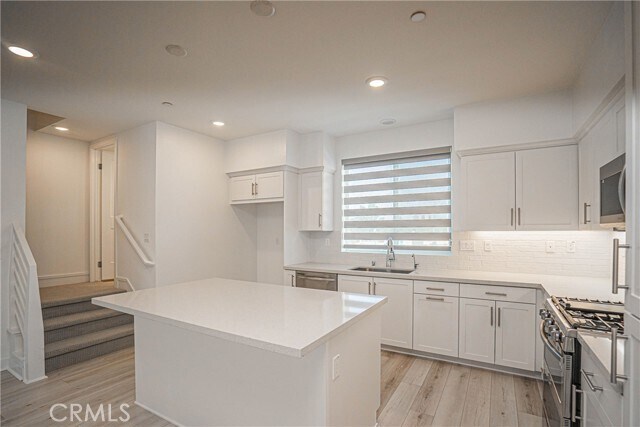 Building Photo - 2317 W Broadway