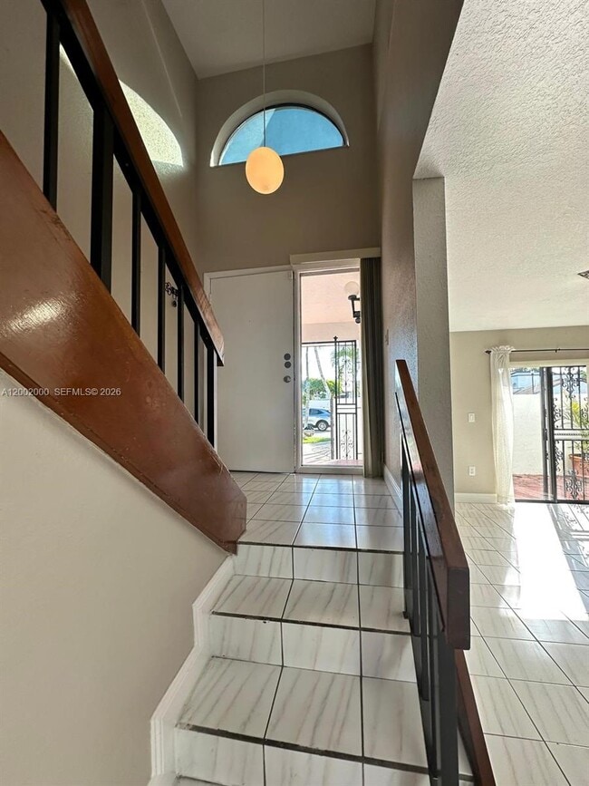 Building Photo - 1251 SW 124th Ct