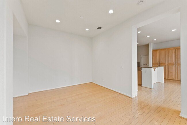 Building Photo - 4 br, 2.5 bath House - 4193 Stewart Lane