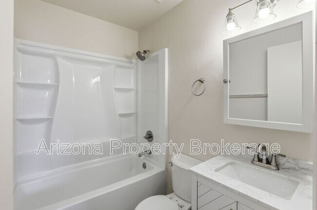 Building Photo - 2323 S College Ave