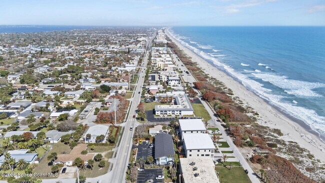 Building Photo - 1011 S Miramar Ave