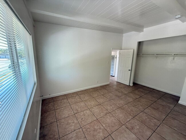 Building Photo - 1805 Bradford Way