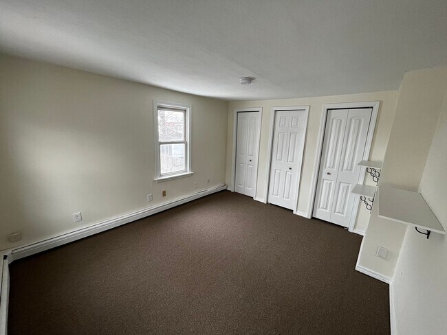 Building Photo - 20-22-22 Winter St