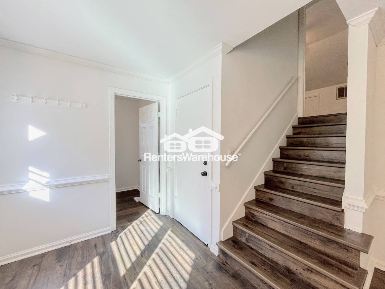 Building Photo - 411 Linkenborough Dr