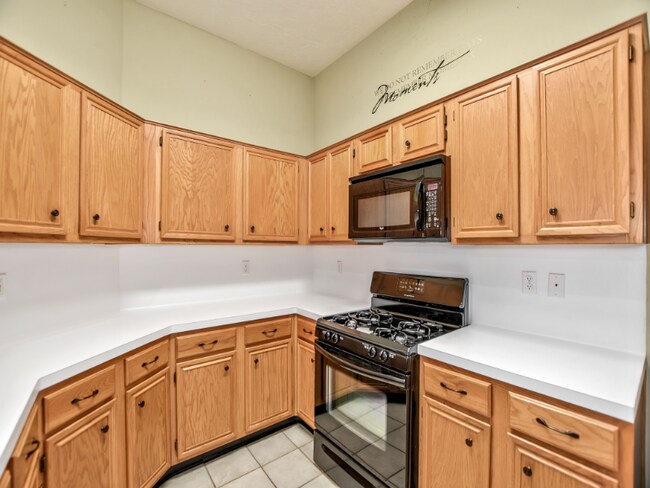 Building Photo - 15118 Red Cedar Cove Ln