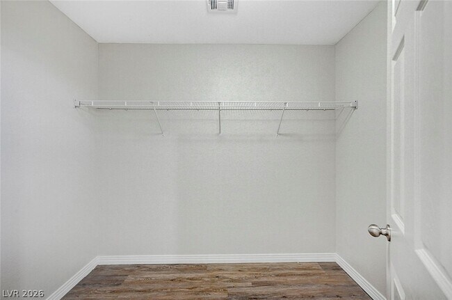 Building Photo - 514 Eresma St