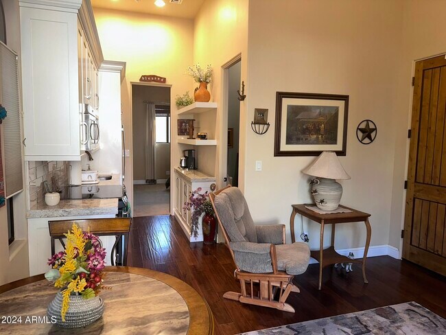 Building Photo - 15835 N Eagles Nest Dr
