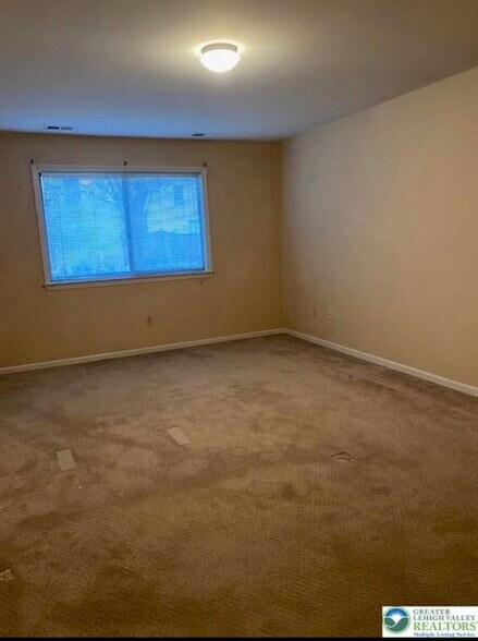 Building Photo - 978 Cold Spring Rd