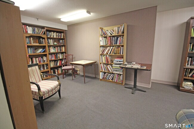 Building Photo - 45 Highland St