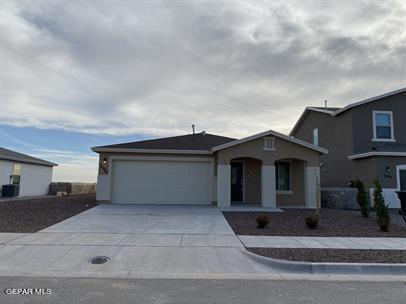 Building Photo - 12956 Runway Ave