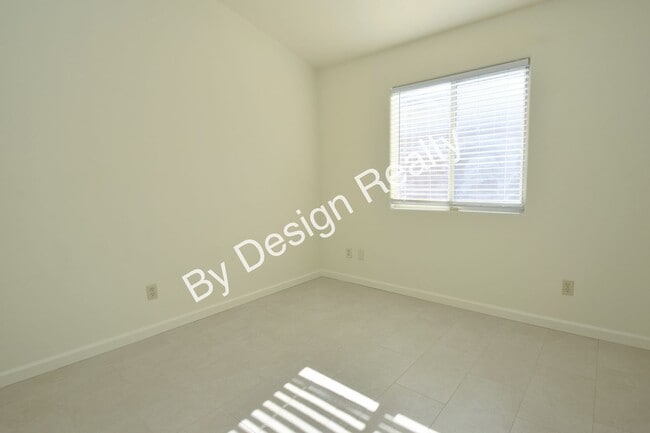 Building Photo - West Side - Rancho De Colinas- 3 Bed 2 Bath with Private Pool - Hillside & Mountain Views