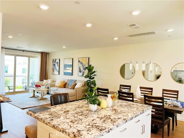 Building Photo - 103 Cadence