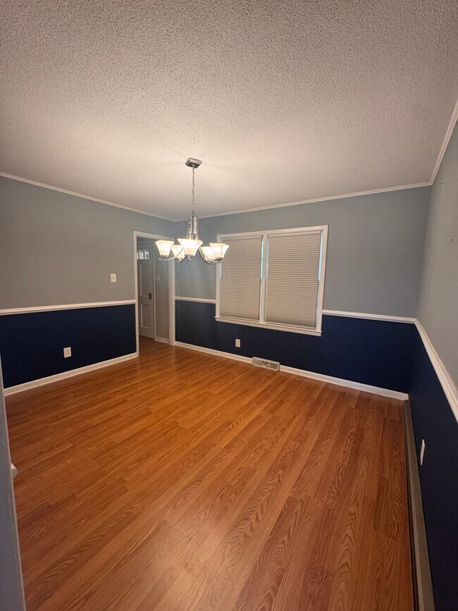 Building Photo - Spacious Brick Ranch on 3 Private Acres in Commerce