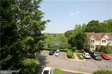 Building Photo - 15640 Montview Dr