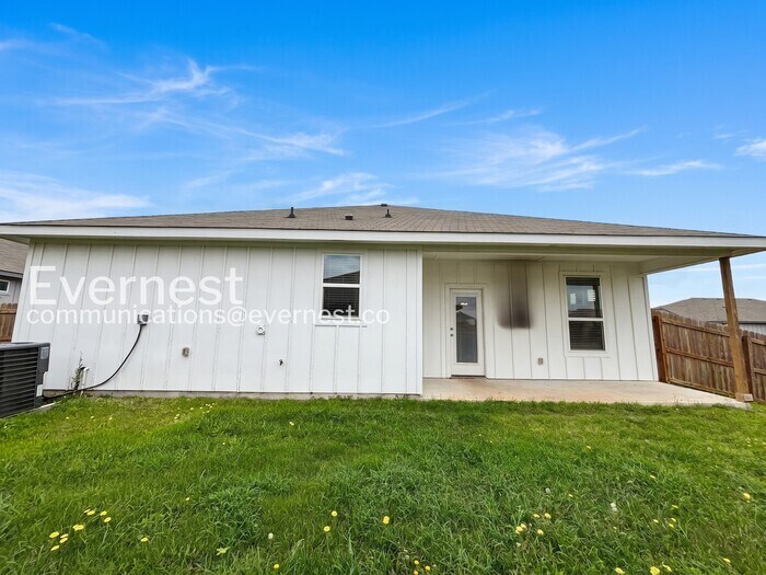 Building Photo - 870 Freedom Cir