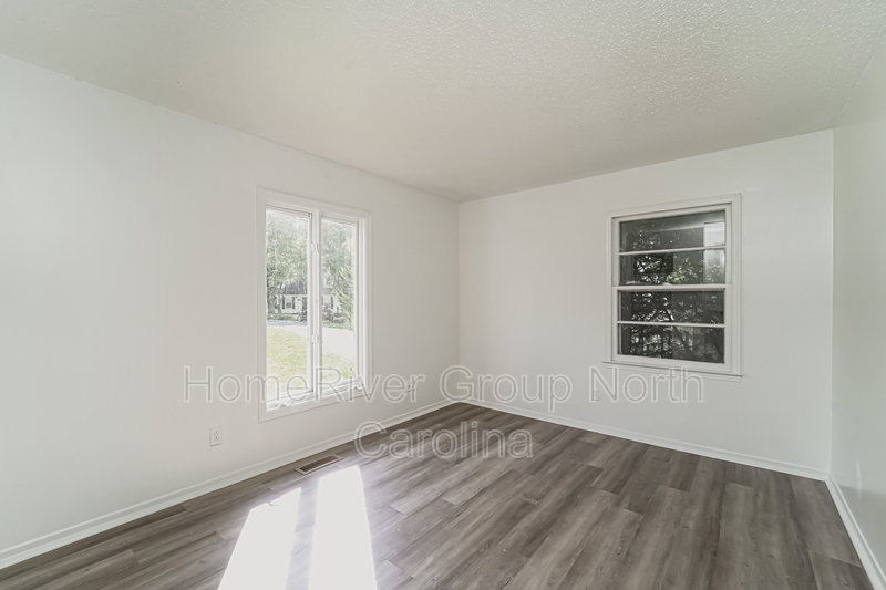 Building Photo - 6548 Deermont Ct