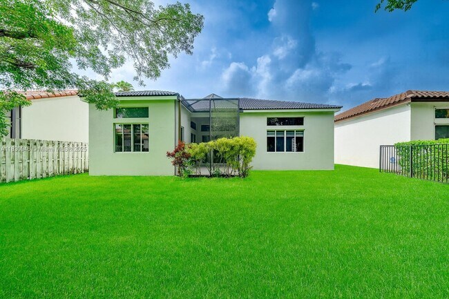 Building Photo - 1212 Camellia Ln