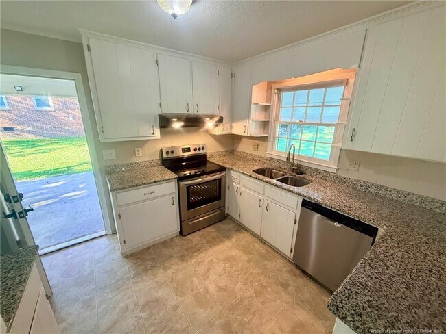 Building Photo - 788 Galloway Dr