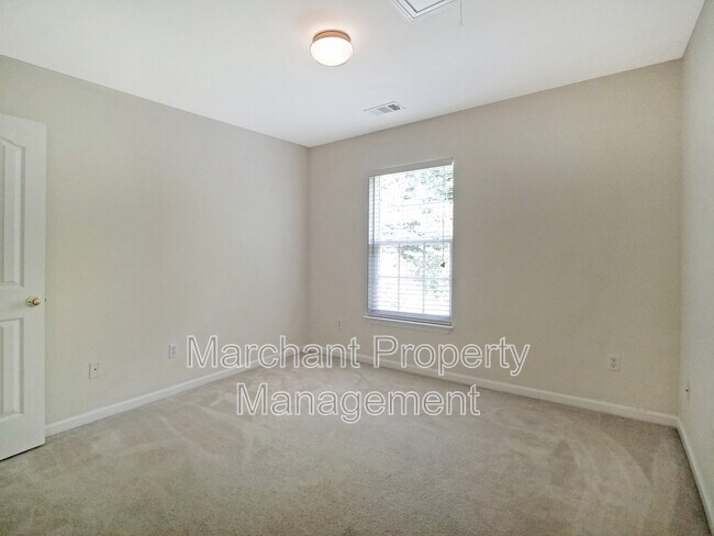 Building Photo - 27 Sunfield Ct