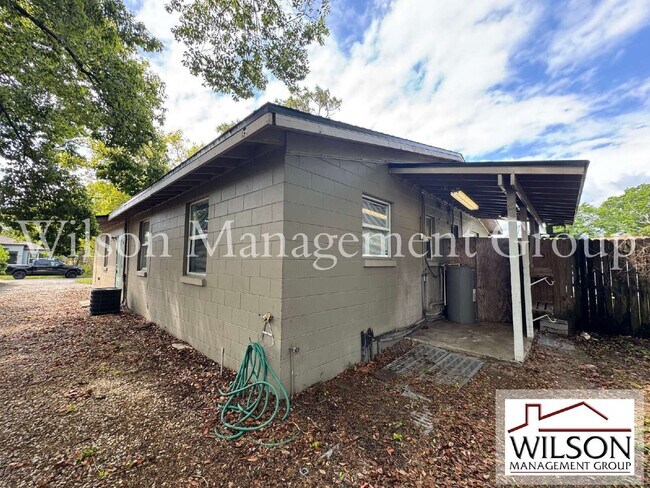 Building Photo - 5315 Davisson Ave